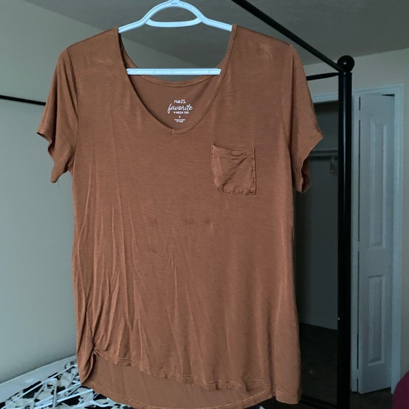 Rue 21 flowy brown t shirt - Picture 2 of 2